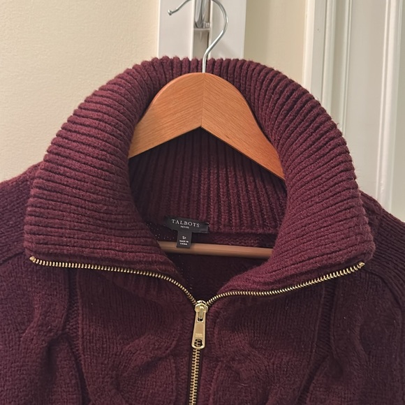 Talbots thick burgundy zipper sweater, size petite small - Picture 3 of 10